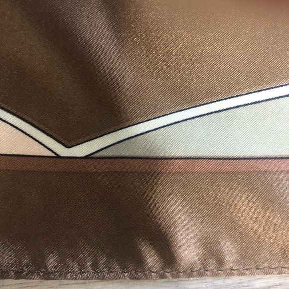 Multi-Color, Geometric Print Scarf - Picture 4 of 4